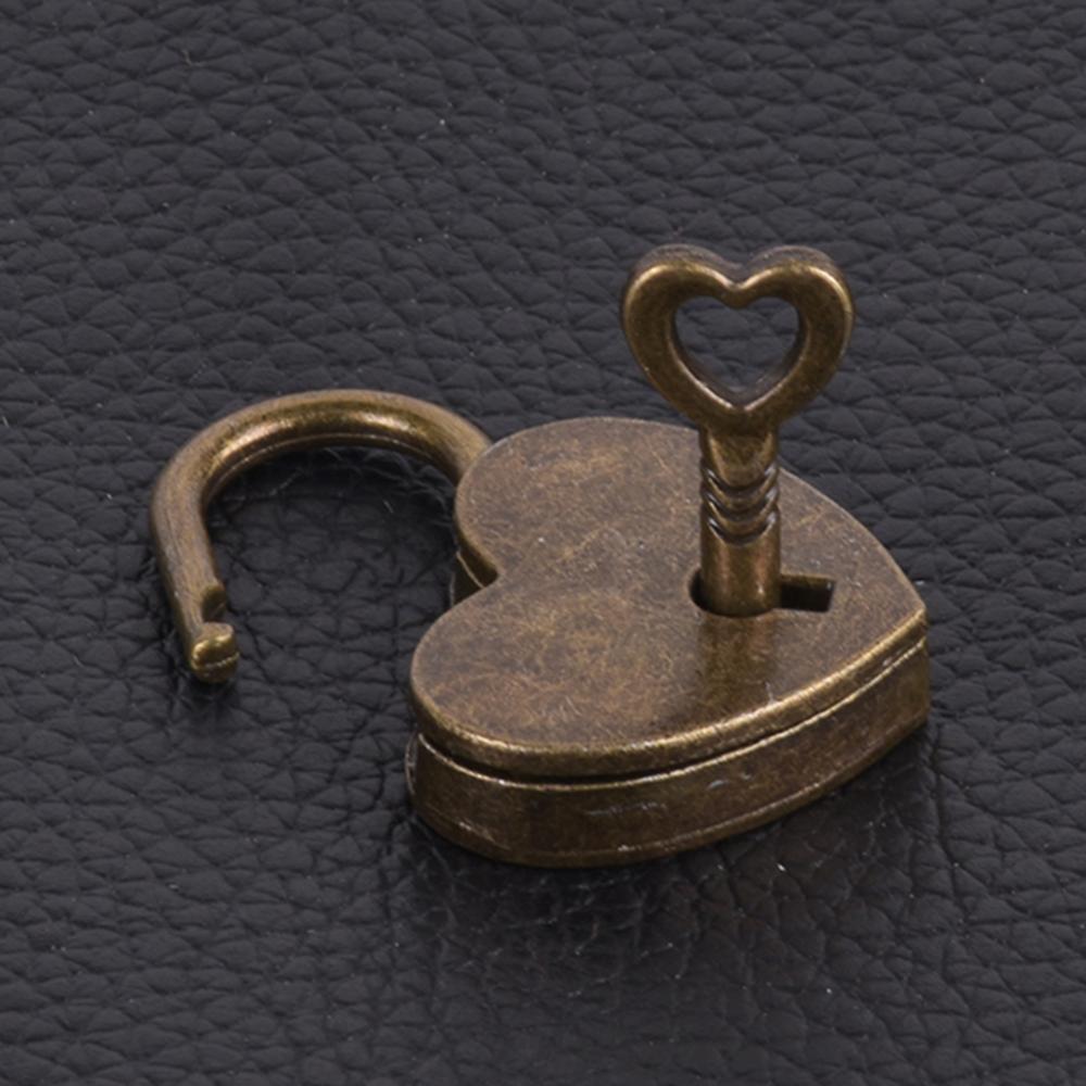 Heart-Shaped Vintage Mini Padlock – Decorative Alloy Lock with Key for Jewelry Boxes, Bags, and Suitcases - All you need