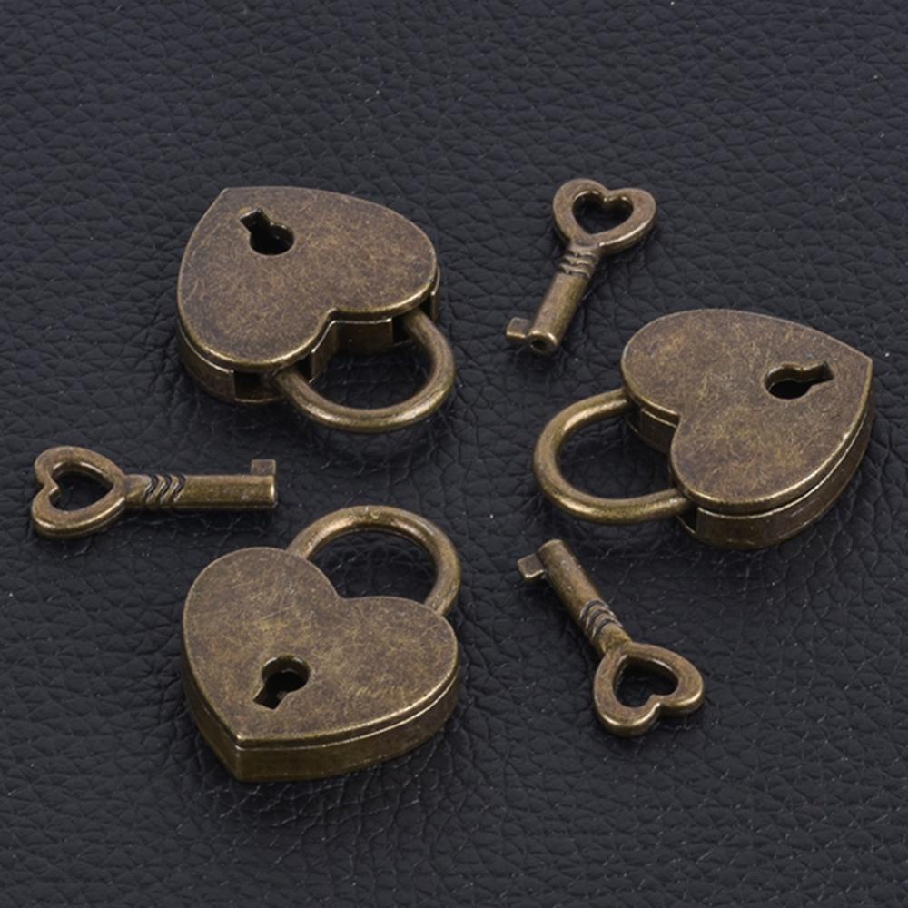 Heart-Shaped Vintage Mini Padlock – Decorative Alloy Lock with Key for Jewelry Boxes, Bags, and Suitcases - All you need
