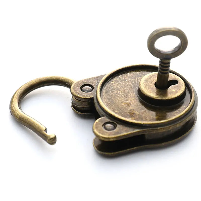 Antique-Style Mini Padlock with Key – Bronze-Plated Metal for Notebook, Suitcase, or Decorative Use - All you need