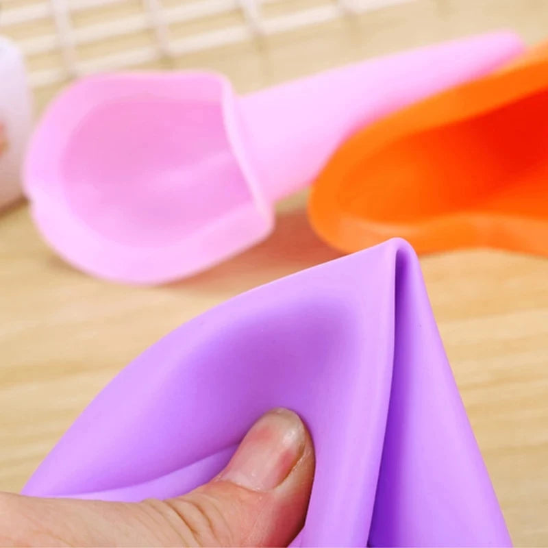 Portable Female Urination Device – Soft Silicone, Stand-to-Pee Funnel for Outdoor Travel & Camping - All you need