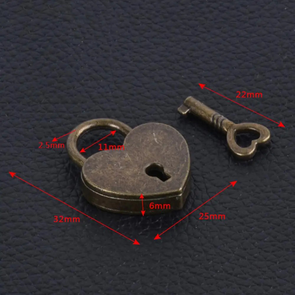 Heart-Shaped Vintage Mini Padlock – Decorative Alloy Lock with Key for Jewelry Boxes, Bags, and Suitcases - All you need