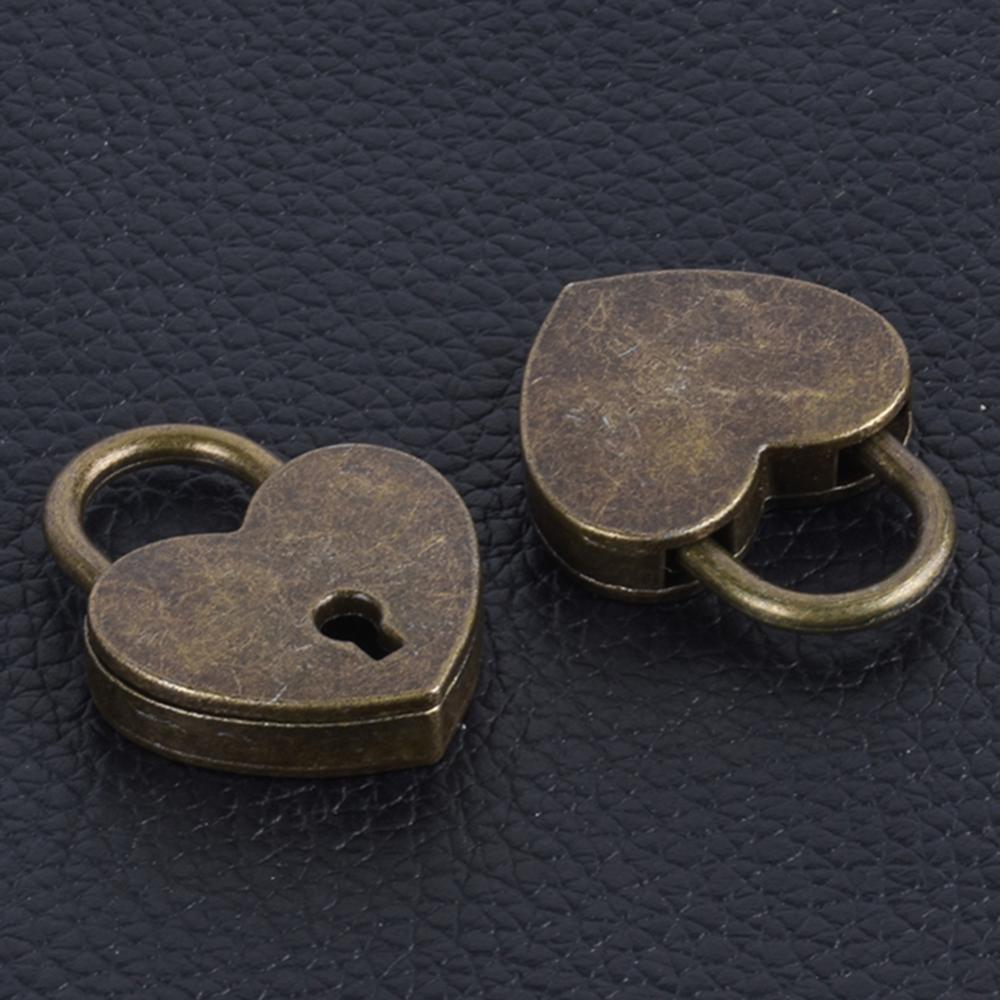 Heart-Shaped Vintage Mini Padlock – Decorative Alloy Lock with Key for Jewelry Boxes, Bags, and Suitcases - All you need