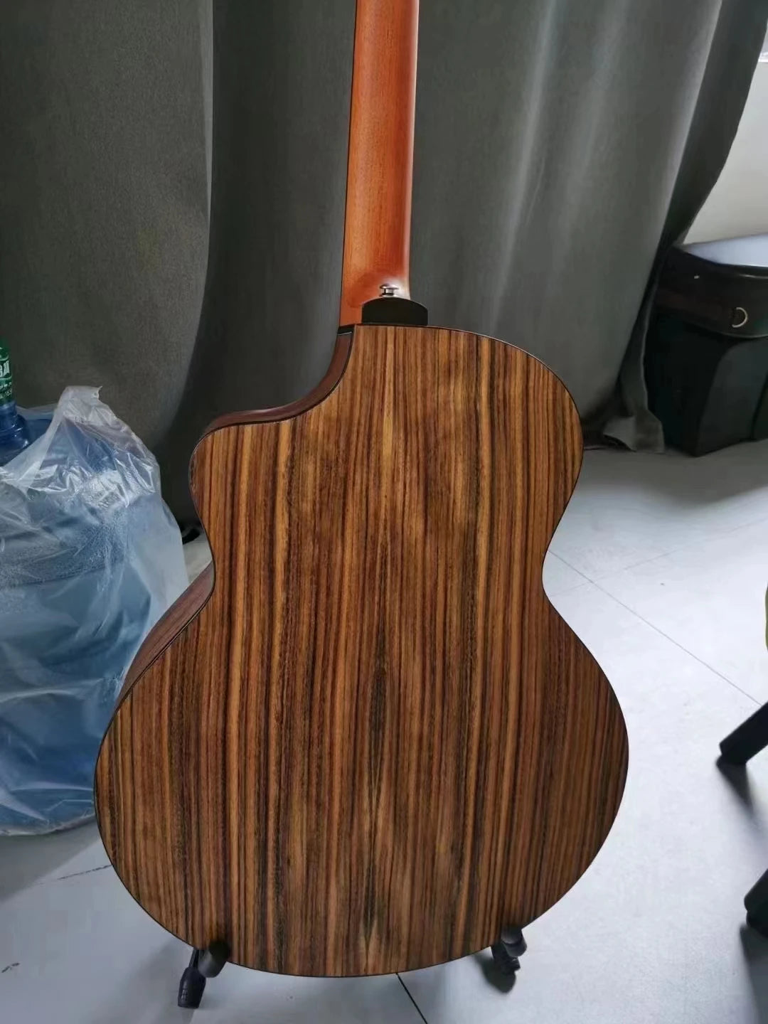 Full Handcrafted Acoustic Guitar – Folk/Jazz Style, 41" Scale, 6 Nylon Strings, Basswood Construction - All you need